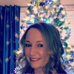 Meet your Posher, Traci